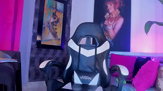 Ciara_HotTs webcam