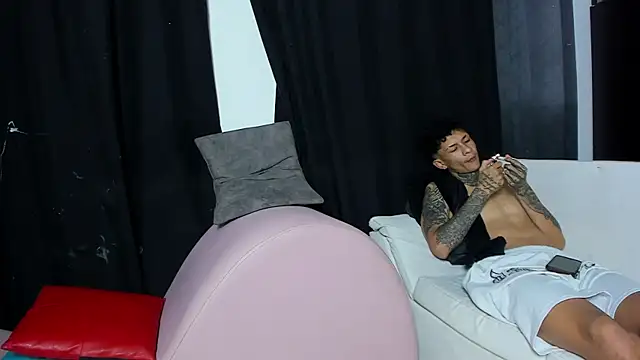 self_love46 - Self_love46's free webcam - UK Sex Cams