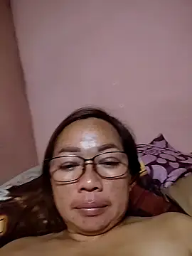 Webcam Model (asianwet4u)  is live.Free join now!