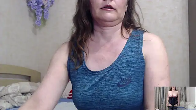 shelion (F milf) - present for me