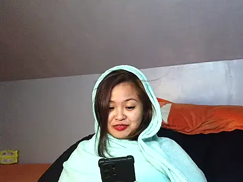 Chillntalkmami webcam