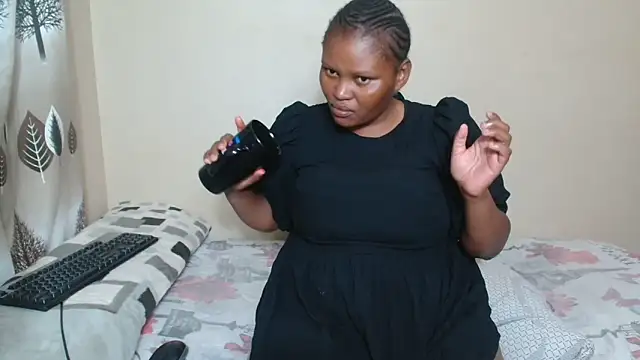 BootyDarkEbony webcam