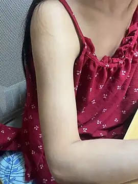 Mina048 webcam