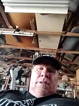Reddog833 webcam