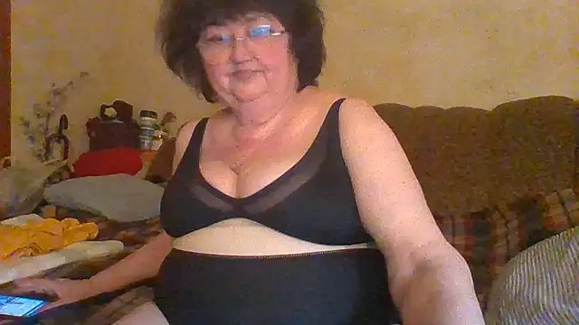milasky5303 - MilaSky5303's free webcam - UK Sex Cams