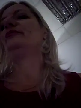 LadyTouch webcam