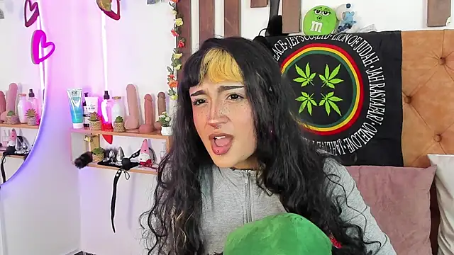 MeowMota_ webcam