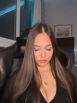 EricaWalls webcam