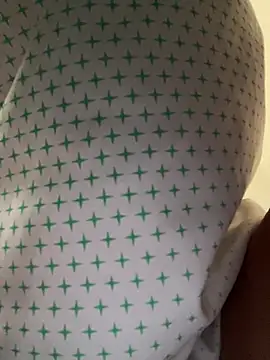 Coupl3chaud webcam