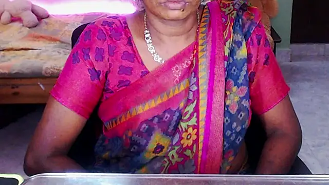 HotGulabi webcam