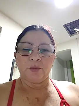Webcam Model (marfil_milf) is live