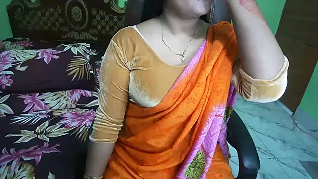 BengaliQueenStar webcam