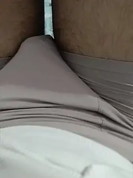 Rocky-badboy_cum4me webcam