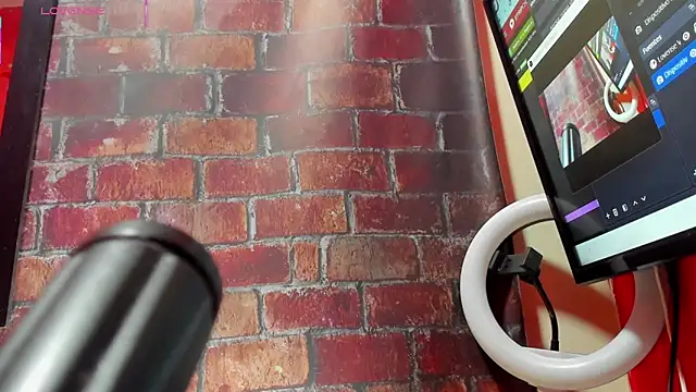Shophiaks webcam