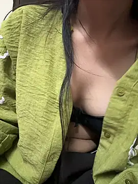 Webcam Model (Sexy_Ahana)  is live.Free join now!
