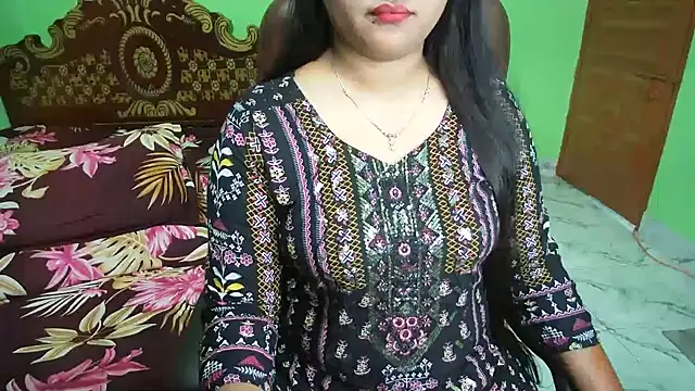 BengaliQueenStar webcam