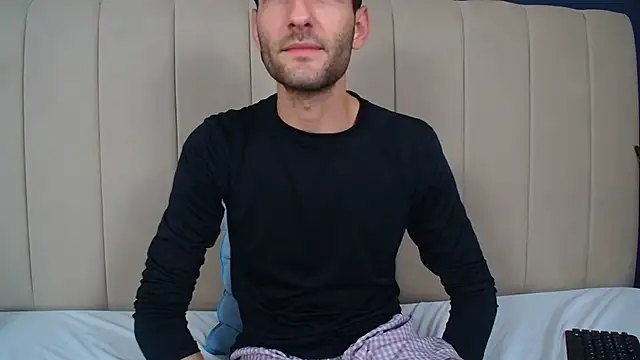 Christopher_saint webcam