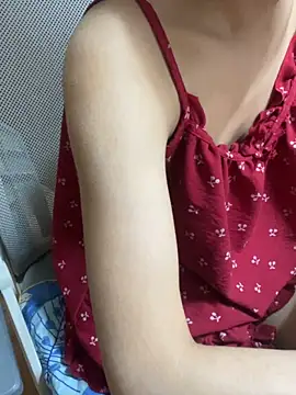 Mina048 webcam