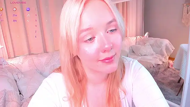 MissBunnyDoll webcam