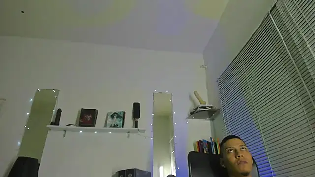 xxKamadevaxx webcam