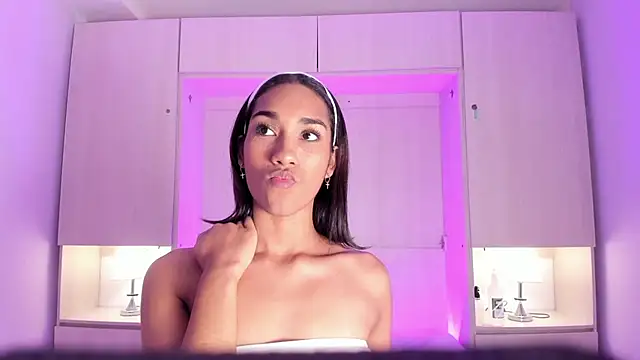 AnahiCollins webcam