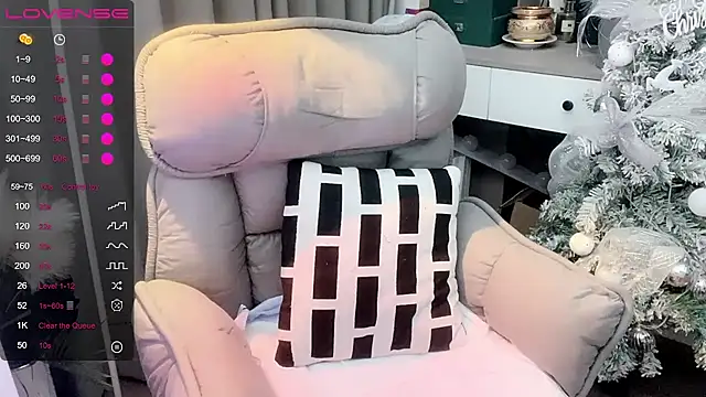 Monica-666888- webcam