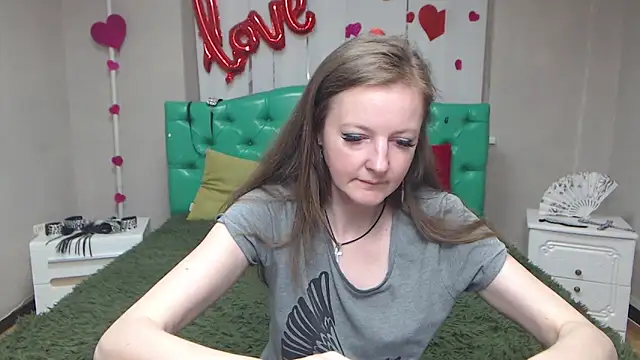 MeganPirs webcam