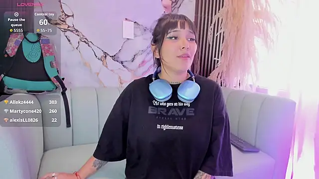 kate_boobs webcam