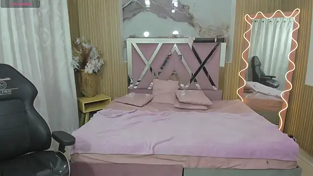 Krysstal_tay1 webcam