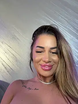 KirstieVegas webcam