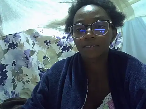 ElianeHot webcam