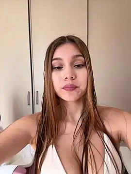 Nikii__ webcam