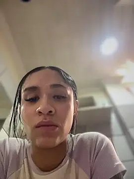 Isabella-Teen webcam