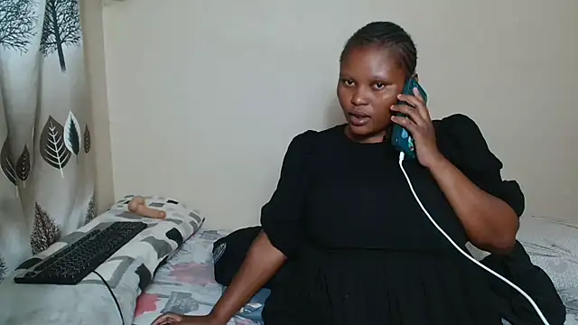 BootyDarkEbony webcam