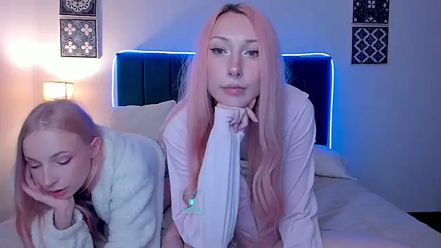 AlexRoseLiRed webcam