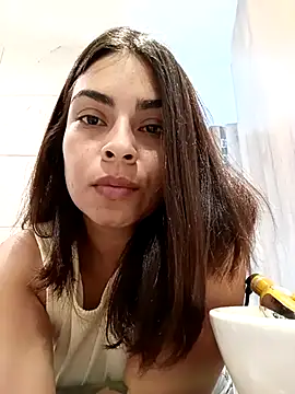 Webcam Model (Ivanna2)  is live.Free join now!
