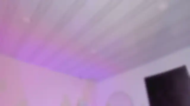 YariRose webcam