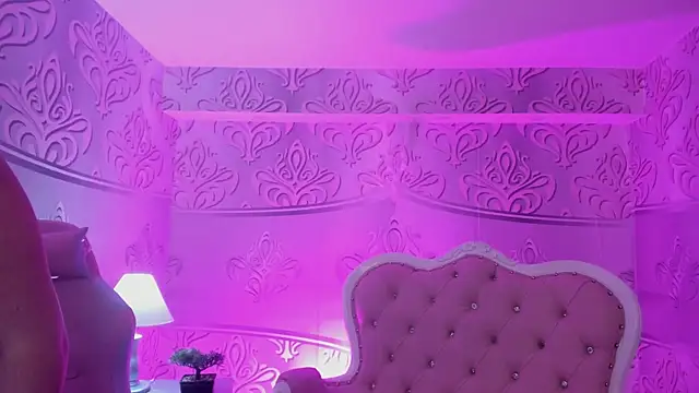 MishRaven webcam