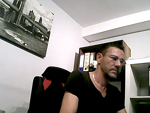 mastercharisma35 (Ask my age) - like tips pls....