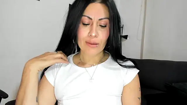 Tania_mature webcam