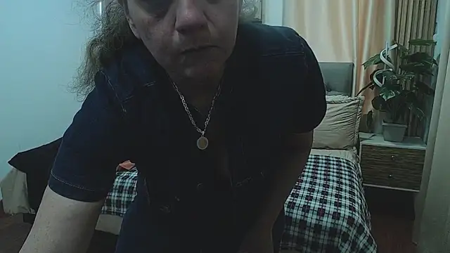 sasi_luna webcam