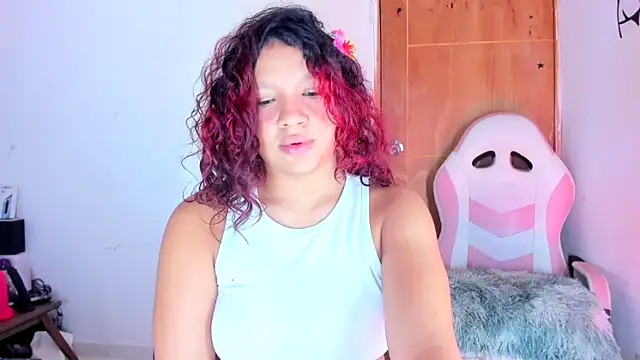 Emily_Coper18 webcam