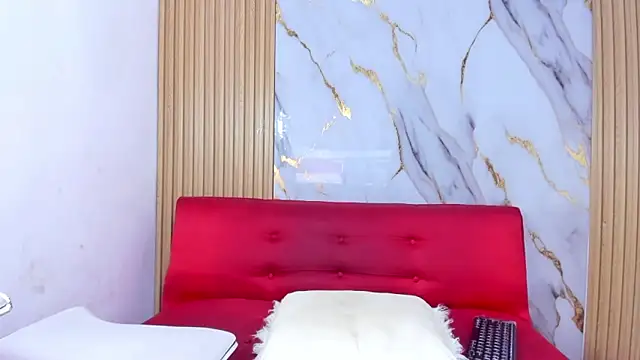 Luluu_08 webcam