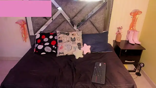 ms_rosetta - Ms_Rosetta's free webcam - UK Sex Cams