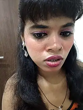 Roni_cpl webcam