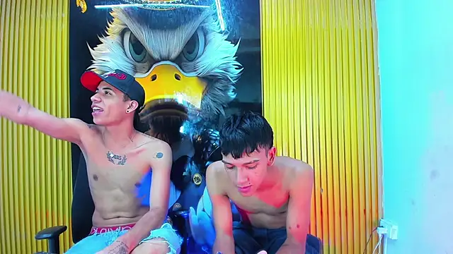 Guys_Latino_Hot webcam