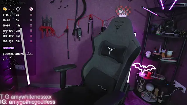 amywhitenessxx webcam