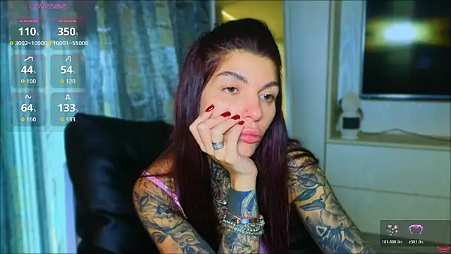 tattooedBabyy webcam