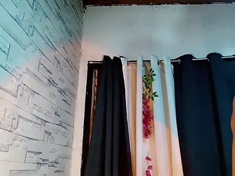 Twink_cristian27 webcam