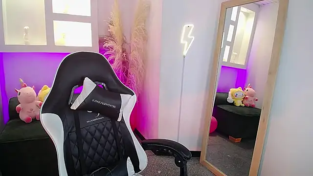 melodyy_as webcam